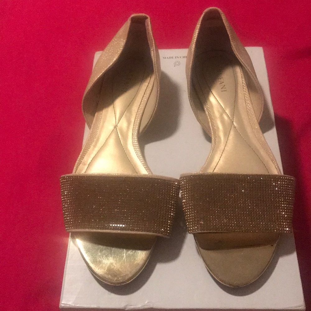 Gold single band Alfani sandal slipper